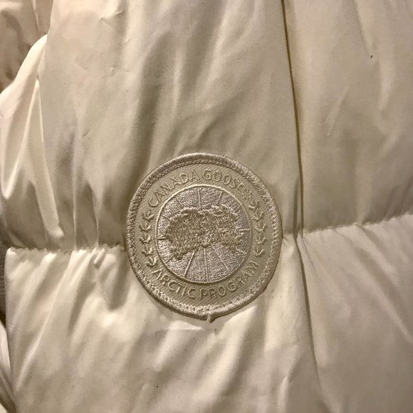 Rare Canada Goose Branta Puffer Parka - Picture 2 of 4
